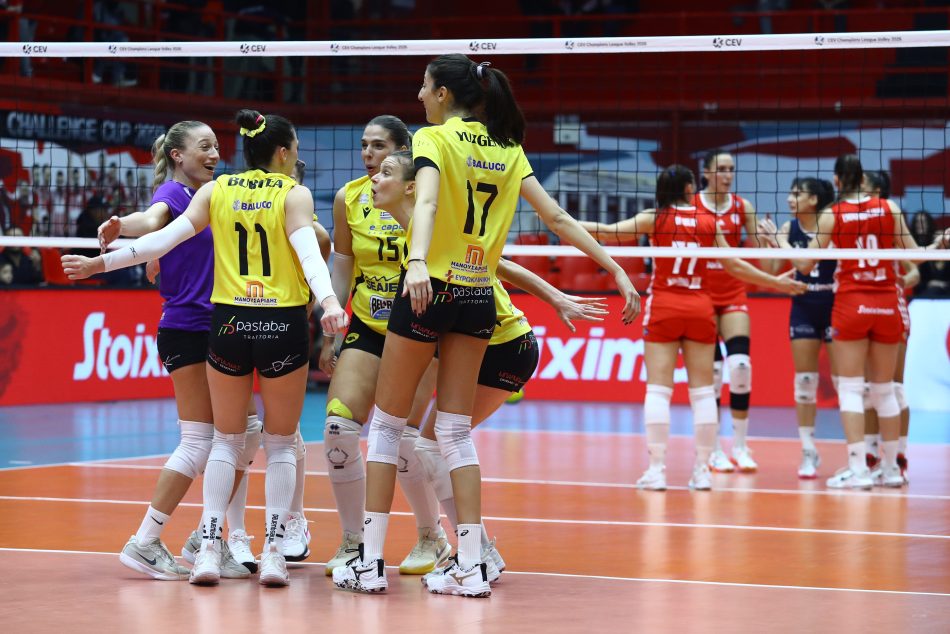 Εικόνες από το Ολυμπιακός – ΑΕΚ