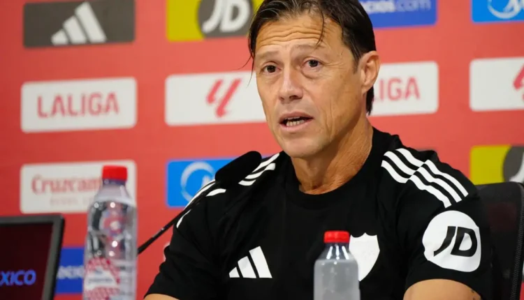 Αλμέιδα σε δημοσιογράφους: «Οσοι είναι Μπέτις, δεν μπαίνουν!»