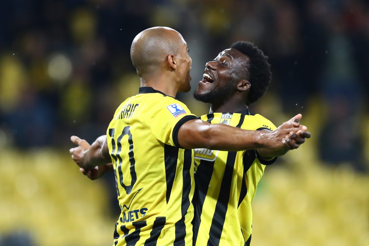 Η παρακάμερα του ΑΕΚ-ΟΦΗ: Οι αγκαλιές του Ηλιόπουλου, τα γκολ και οι φοβερές αντιδράσεις του Μάνταλου (VIDEO)